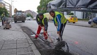 Дъждът забавил уличните ремонти във Варна