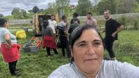 Гурбетчийка: На ден във Франция взимаме 120 евро, в България - 50 лв.