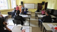 Близо 85% от учителите във Варненско са жени, 1/3  от всички преподаватели са на възраст 55 или повече години