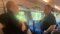 Гроздан Караджов се качи на "експресния" влак от Варна за София и се хвана за главата