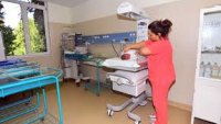 С „Бал на изобилието": събират пари за неонатологична апаратура за Варна