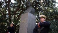 Варна почете годишнината от Априлското въстание с военен ритуал