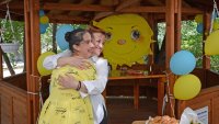 "Слънчевата къща“ във Варна вече разполага с обзаведена дървена беседка