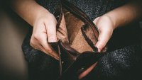 Половината българи не могат да посрещнат неочаквани разходи