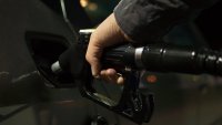 Цените на горивата са се увеличили с между 3,4 и 4,2% за месец