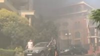 Пожар край паркинг в Свети Влас, горят коли