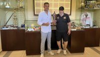 Доайенът на ръгбито Стоян Ненов дари 3 свои медала на спортния музей на Варна