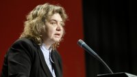 ДБ поиска оставката на Наталия Киселова