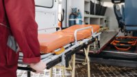 Моторист от Варна е с опасност за живота след катастрофа