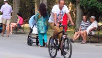 Искат зони за велосипеди и ел. скутери в центъра и Морската градина на Варна