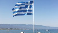 Гръцки медии: Гърците са по-бедни от българите и албанците