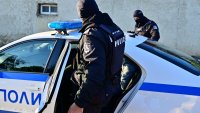 Акция: Откриха дрога в домовете на двама варненци 