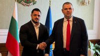 Карлос Насар се срещна с Пеевски