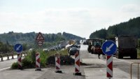 Продължават проблемите с ремонтите по аутобаните у нас