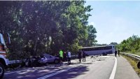 Касапница на пътя в Гърция: Четирима младежи загинаха, седем души са ранени