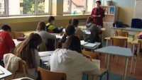 Българските ученици имат повече вредни навици от връстниците си от други държави