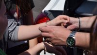 Окошариха млада варненка с амфети, тя изпя дилъра си 