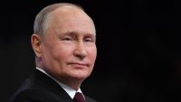 Русия ще глобява за търсене и четене на "екстремистко съдържание"