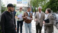 Кметът направи оглед на ремонтните дейности на ул. "Никола Вапцаров"