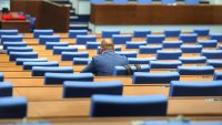 Депутатите решиха: По-тежки наказания за престъпления срещу животни