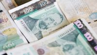 Съвет: Внесете левовете си по сметки, не ги обменяйте