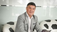БФС пожела бързо възстановяване на Боби Михайлов