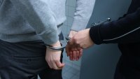 Задържаха варненец, търгувал с метамфетамини