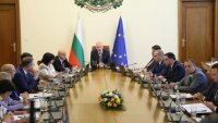 Правителството обсъжда нов заем от 250 млн. евро