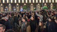 Среднощни протести срещу бюджета и ексцесии в София