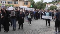 Траурно шествие в памет на жертвите в Кочани