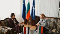 Велислава Петрова: Неприемливо е търговските кораби да се превръщат в бойно поле