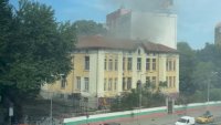 Горя още една емблематична за Варна сграда