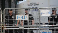 Турция задържа близо 2000 души и тон дрога при мащабна акция