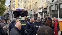 Трамвай помете момиче в центъра на София