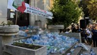 Протестиращи срещу безводието в Плевен блокираха движението на три места