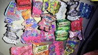 Опасност за децата: Дилъри продават бонбони с наркотици вътре 