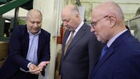 Желязков посети Монетния двор, за да види лично как се секат българските евромонети (СНИМКИ)
