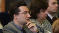 Крум Зарков напуска Радев заради искането за референдума за еврото