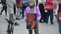 Граждани протестират в подкрепа на Коцев във Варна