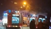 Кола се взриви пред блок във "Възраждане" във Варна, живущи твърдят, че има пострадало момиче