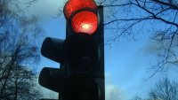 Блъснаха 18-годишно момиче, пресичала на червено във Варна