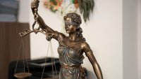 Осъдиха жена, присвоила 10 000 лева от общинското дружество „Обреди“ във Варна