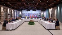 Украйна и Русия седнаха на масата за преговорите