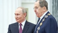 Москва не иска преговорите за мир да са във Ватикана