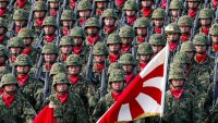 Япония се мъчи да увеличи армията си заради страх от Китай