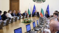 Отпуснаха пари на Варна и Аврен за компенсации на семействата, чиито деца не са били приети в ясли и градини