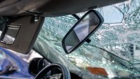 Жена загина, а трима са с опасност за живота след катастрофа на пътя Асеновград – Смолян